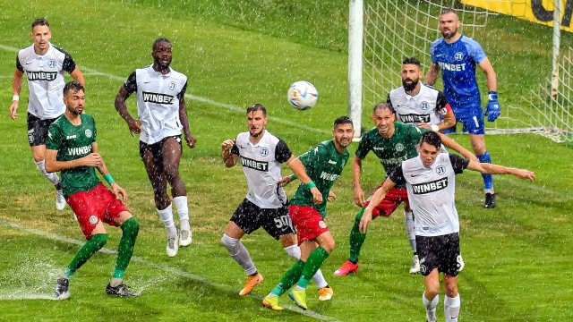 Локомотив Пловдив победи с 1 0 при гостуването си на Ботев