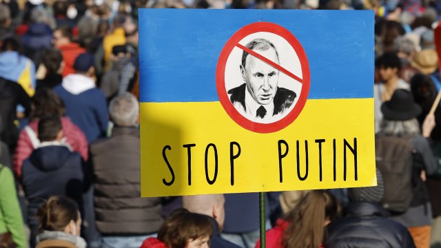 Русия и Путин заслужават да бъдат осъдени възможно най решително