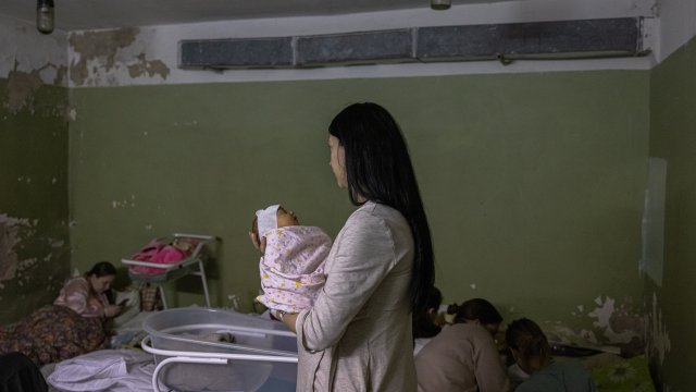 На 9 март световните медии публикуваха кадри от Мариупол където