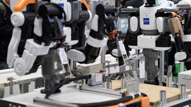 Северноамериканските компании които от десетилетия не успяват да наемат достатъчно