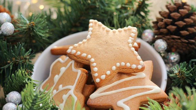 Продукти 1 масло 120 г 1 яйце 1 ванилия пълнозърнесто