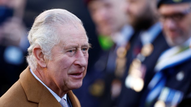 Британският крал Чарлз III отне офисите в Бъкингамския дворец на