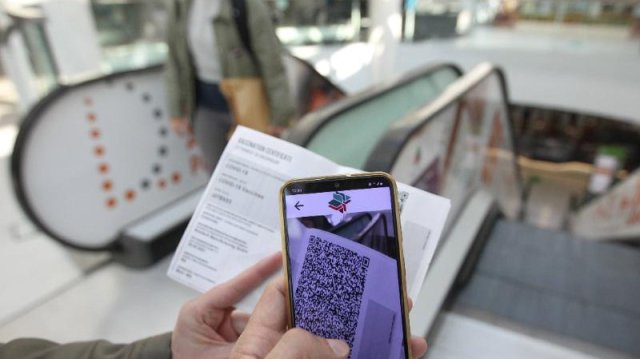 Полицията в Габрово е разкрила схема за издаване на фалшиви