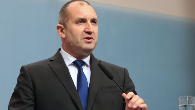 Не знам още колко Консултативни съвета по национална сигурност трябва