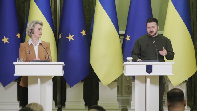 ЕС планира да наложи нови санкции на Русия по случай