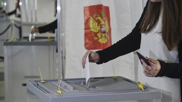 Държавите от Групата на седемте осъдиха референдумите в Източна Украйна