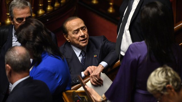 Съдът в Рим оправда бившия италиански премиер Силвио Берлускони който