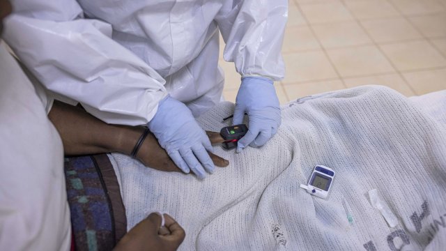 Алергологът и имунолог Владимир Болибок изброи пред Ura ru симптомите на