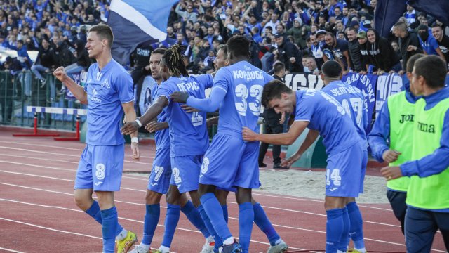 Отборът на Левски ще изиграе благотворителен мач срещу съименника си