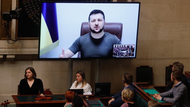 Украинският президент Володимир Зеленски се обърна днес към Федералния парламент