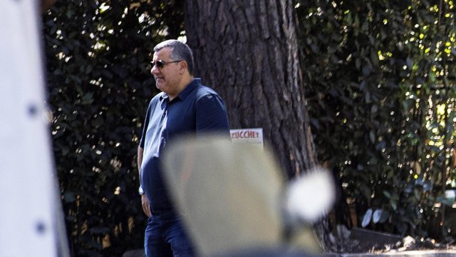 Информацията за смъртта на известния футболен агент Мино Райола разбуни