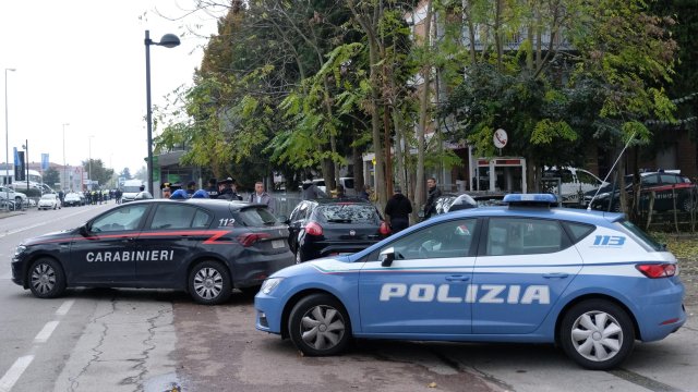 Властите в Италия задържаха 56 души от калабрийската мафия Ндрангета