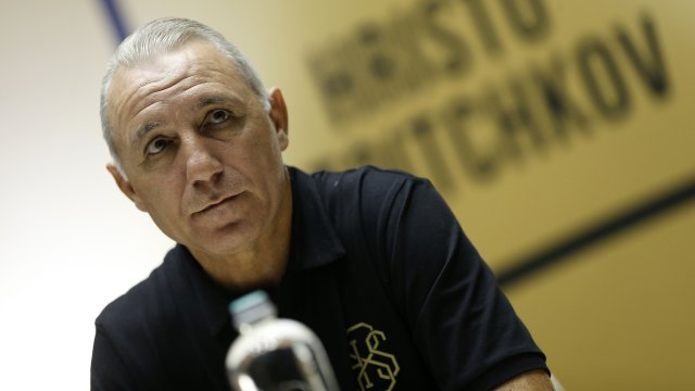 Легендата на ЦСКА и българския футбол Христо Стоичков отново използва