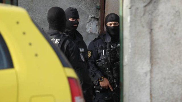 Специализирана полицейска операция в района на Добрич Екипи на полицията