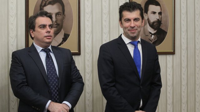 Това са водачите на листите на Продължаваме промяната за изборите Продължаваме