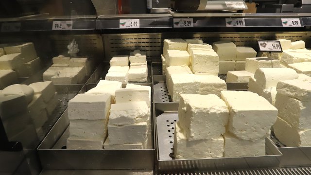 Основните хранителни стоки у нас през последните месеци осезаемо поскъпват