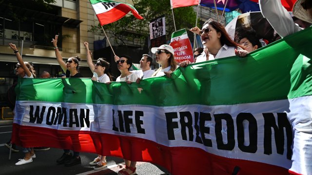 Четирима полицаи бяха убити в североизточната иранска провинция Систан и