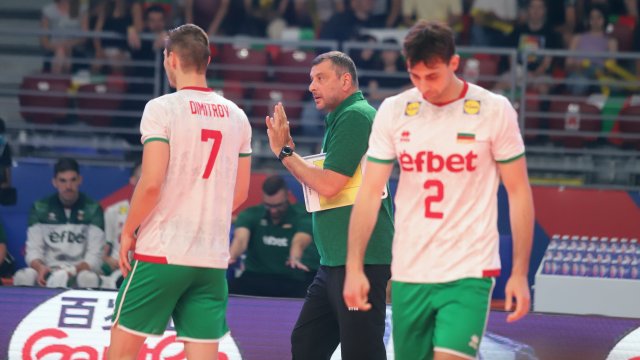 Ден след като гарантира оставането си във Волейболната лига на