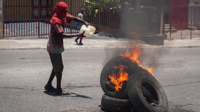 Най малко 471 души са били убити ранени или изчезнали в