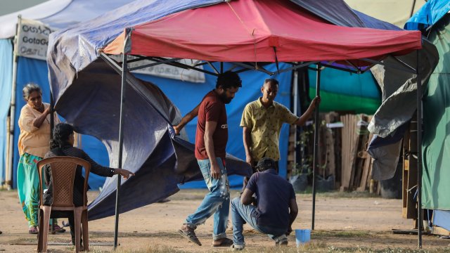 Финансовата и икономическа криза в Шри Ланка застрашава оцеляването на