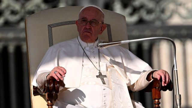 Светът е във война и това трябва да ни накара