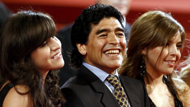 Почти две години след смъртта на Диего Марадона в квартал