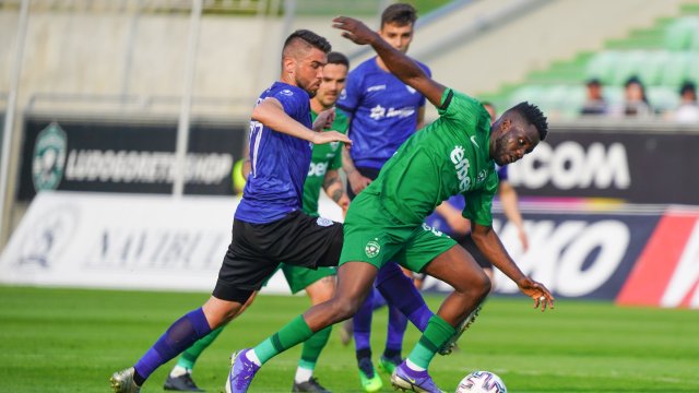 Лудогорец вдигна титлата по шампионски с минимална победа над Черно