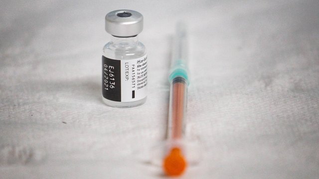 На пресконференция днес австрийският здравен министър Волфганг Мюкщайн и министърът