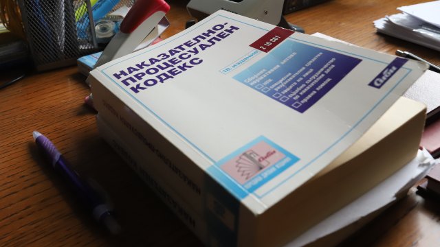 Правната комисия на Народното събрание отложи разискванията по шест законопроекта