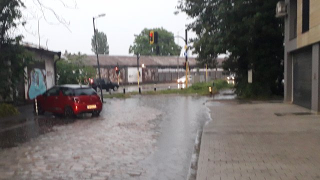 След последните дни на проливни дъждове и наводненията в столицата