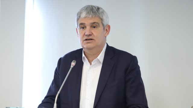 Около 2 1 млн души са българите които не могат да