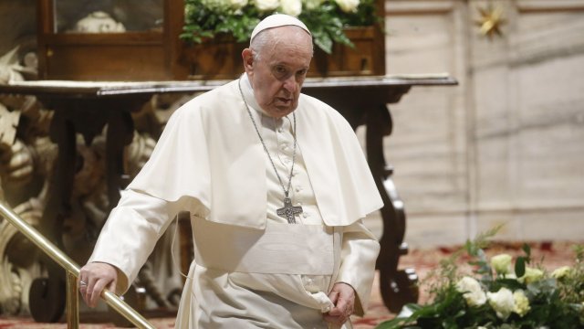 Папа Франциск изрази дълбоки съболезнования за загиналите при катастрофата с