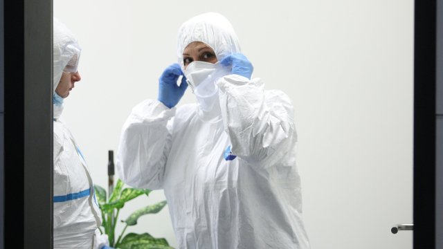 От осем интензивни легла седем са заети Много висока остава