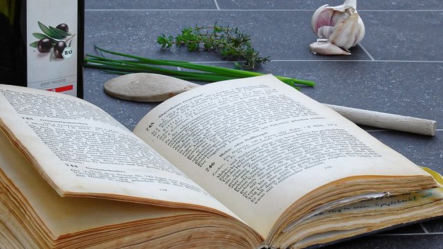 Хапването и богатата трапеза са сигурен знак за добро празненство