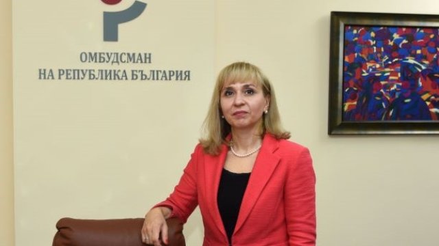Омбудсманът Диана Ковачева изпрати препоръка до премиера Кирил Петков в