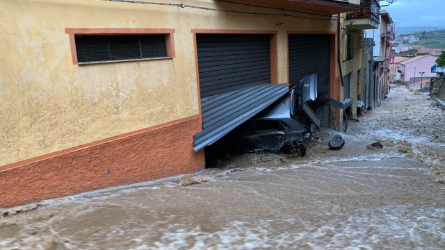 Също в неделя италианската селскостопанска асоциация Coldiretti заяви че изменението