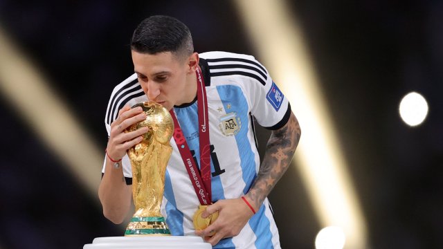 Аржентина е новият световен шампион Лионел Меси изпълни голямата