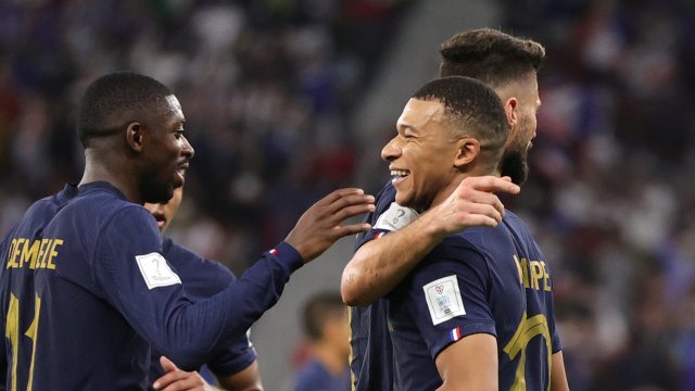 Франция се класира за 1/4-финалите на Световното първенство по футбол