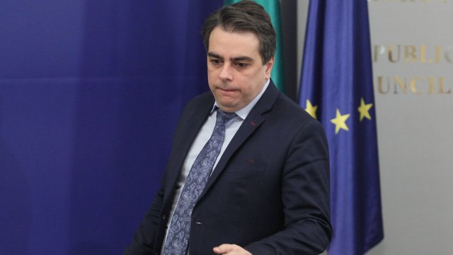 Заместник министър председателят по еврофондовете и министър на финансите Асен Василев