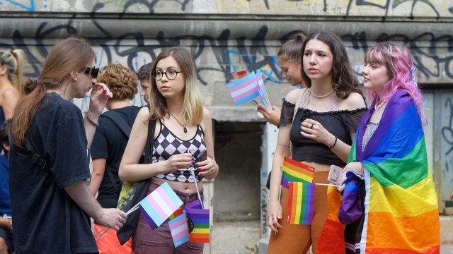 Около 3 процента от жителите на Англия и Уелс навършили