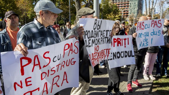 Повече от месец проруска група организира протести срещу молдовското правителство