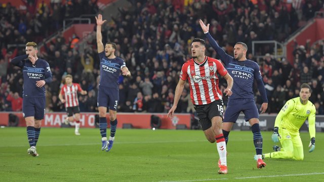 Саутхямптън и Манчестър Сити си врътнаха равенство 1 1 на Сейнт