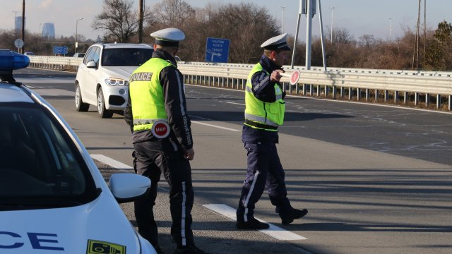 Арестувахашофьор на турски тир шофирал в нетрезво състояние Сигнал за
