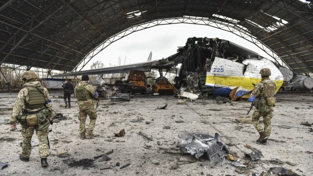 Руски ударни хеликоптери са унищожили конвой от украински бронирани машини