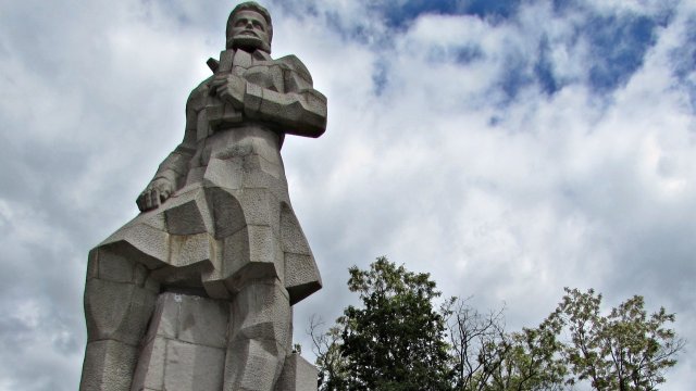 Отбелязваме и 175 години от рождението на големия български поет