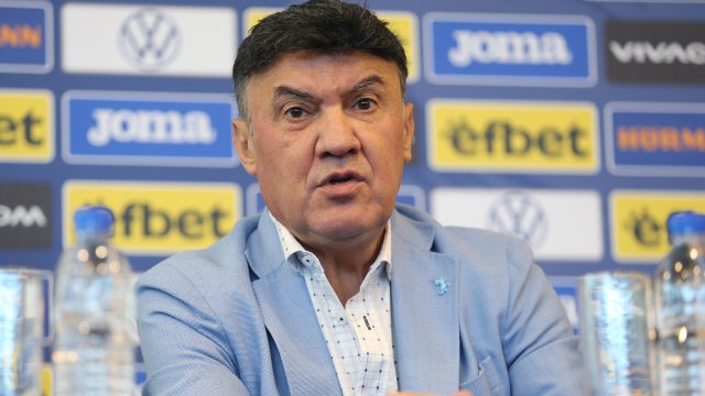Ръководството на БФС и президентът на родната централа Борислав Михайлов