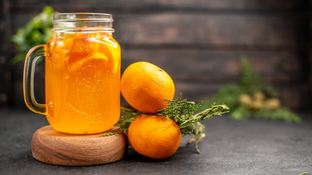 Пиенето на повече здравословни течности е много важно за доброто