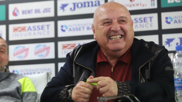 Венци Стефанов се подигра жестоко с Бербатов, Мартин и Стилиян