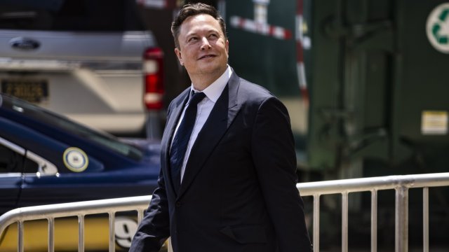 Главният изпълнителен директор на Tesla Илън Мъск говори за бъдещето