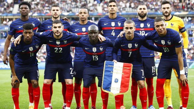 Ясен е списъкът с 25 футболисти на Франция, които ще
